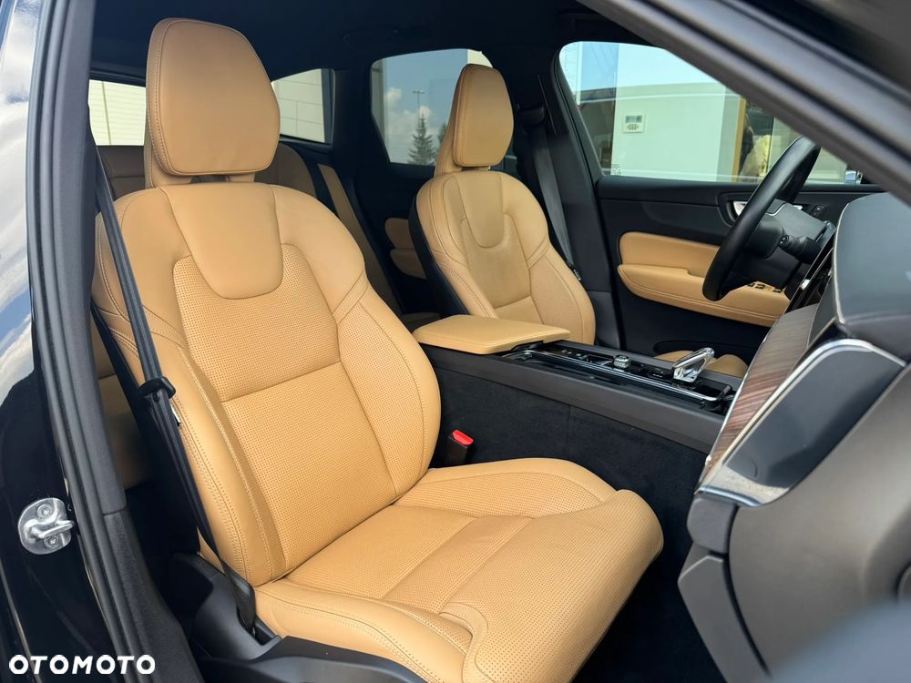 Volvo XC 60 B5 B AWD Inscription - 16