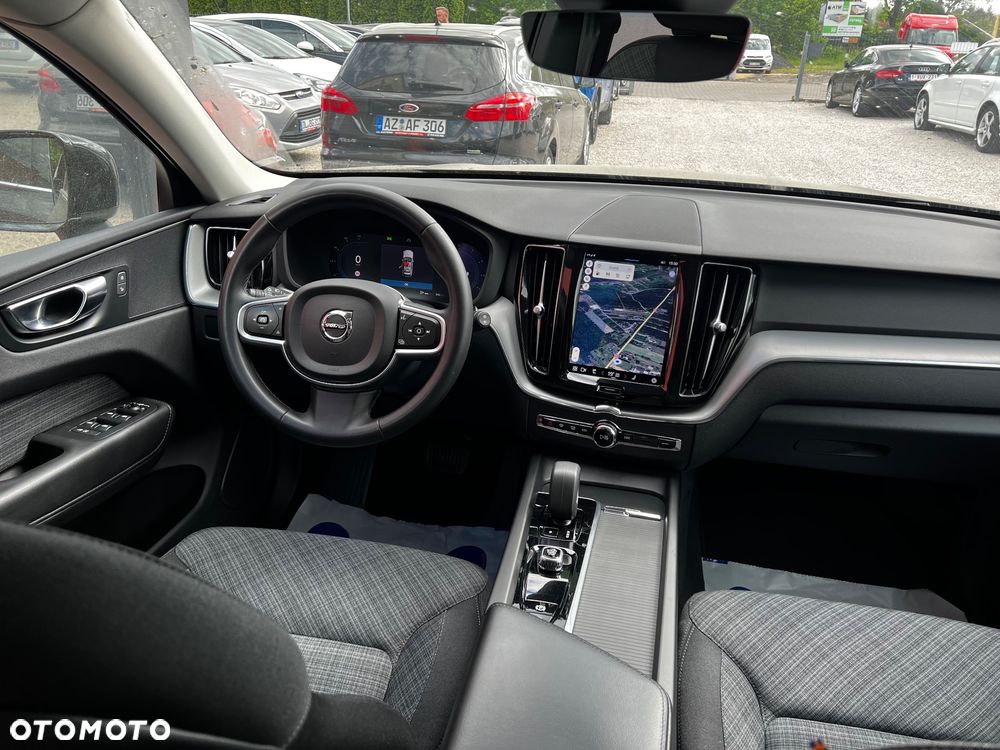 Volvo XC 60 B4 D Core - 19