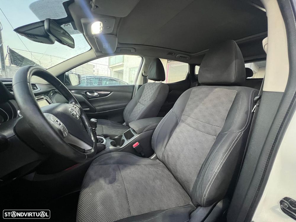 Nissan Qashqai 1.5 dCi DPF acenta - 11