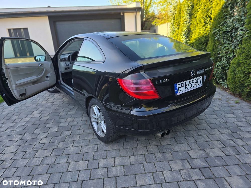 Mercedes-Benz Klasa C 200 Kompressor Sportcoupe - 3