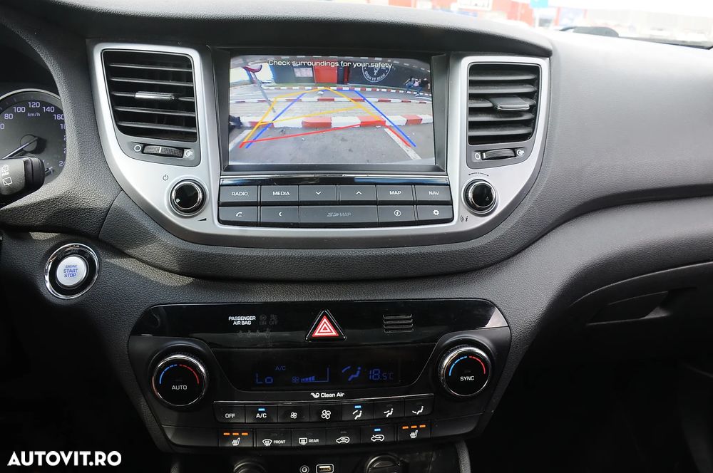 Hyundai Tucson 2.0 CRDI 4WD Advantage - 11