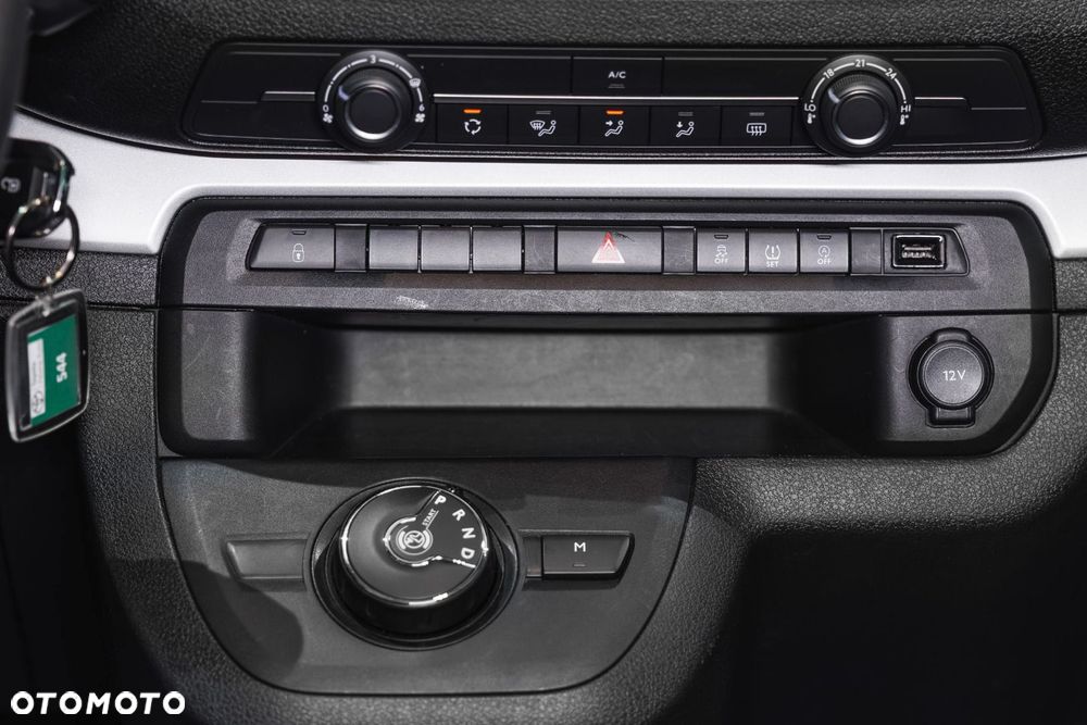 Toyota Proace Verso - 27