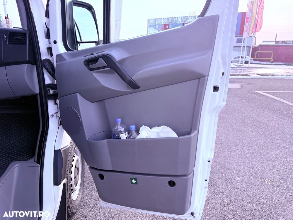 Mercedes-Benz Sprinter 906.253 Pickup cabina dubla - 27