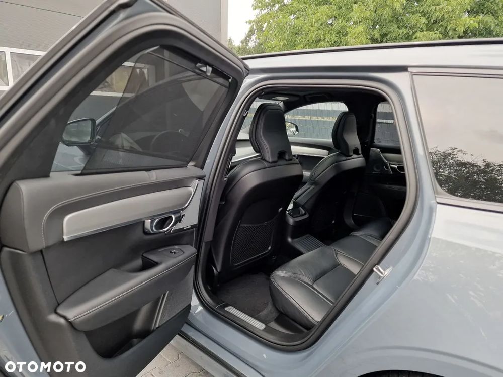 Volvo V90 T8 AWD Plug-In Hybrid R-Design - 21
