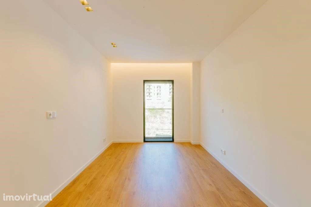 Refúgio de Sonho em Vila Franca de Xira – Novo pronto a Habitar - Grande imagem: 4/33