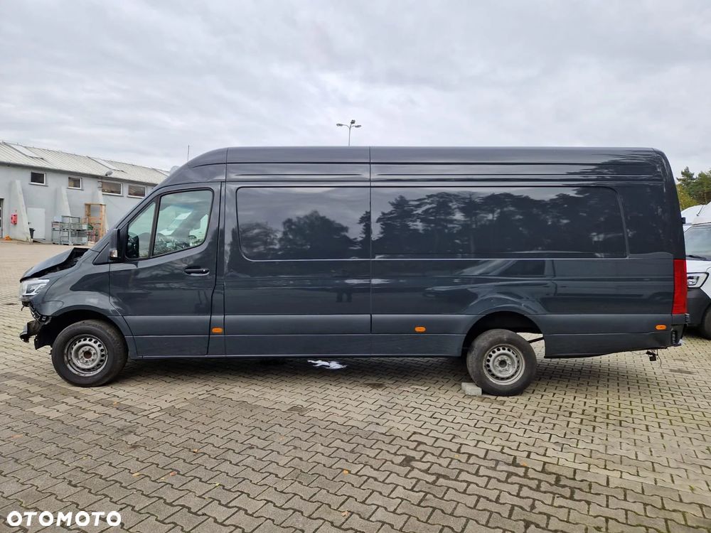 Mercedes-Benz 317 Sprinter