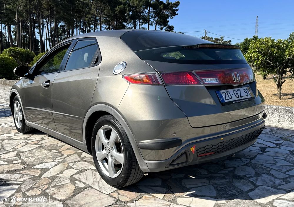 Honda Civic 1.4 Comfort - 4