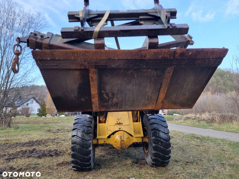 Volvo BM 4400 Ładowarka Fadroma Sprowadzona z Norwegii Widły Łyżka Bocian Wysięgnik! Aktualne badania w DEKRA! Oryginał zadbana Bez luzów i wycieków Potężna Moc. Nie pracowała w Kraju! 6 cylindrów pneumat Hamulec Opony jak Nowe - 2