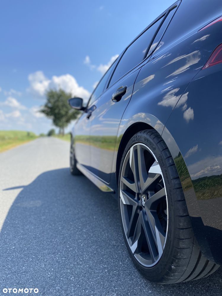 Peugeot 308 1.6 e-THP GTi by Sport S&S - 4