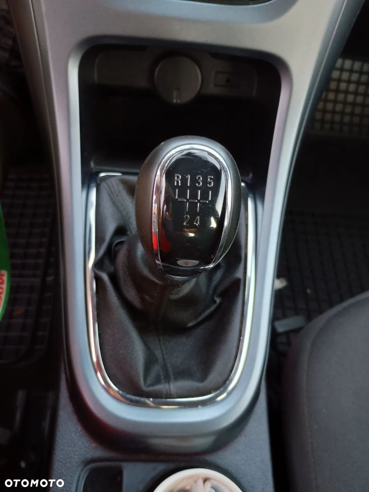 Opel Astra 1.4 ecoFLEX - 17