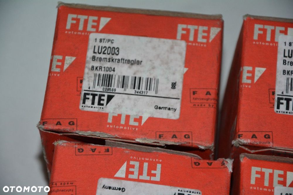 Audi 80 / Skoda Octavia Korektor siły hamowania - 2