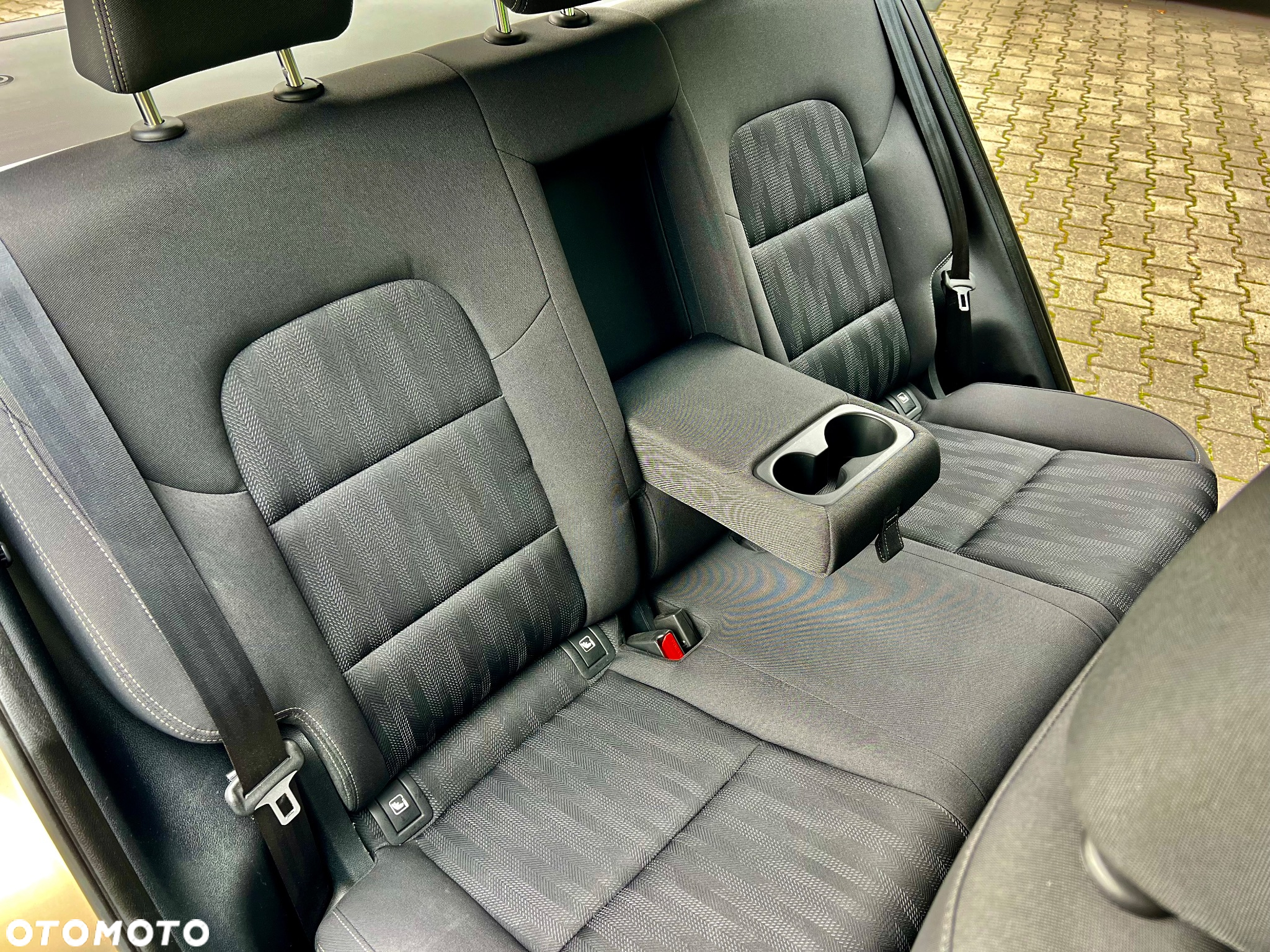 Kia Sportage 1.6 GDI M 2WD - 24