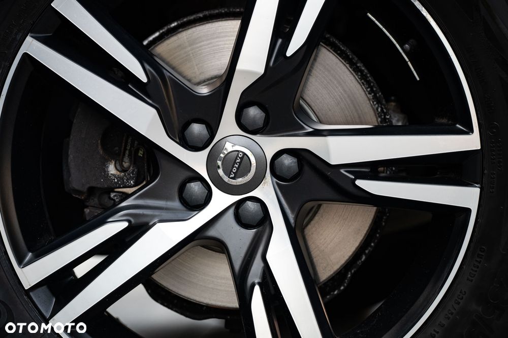 Volvo XC 60 D4 SCR R-Design - 25