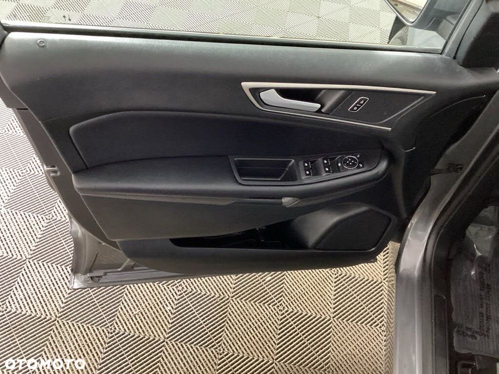 Ford Edge - 27