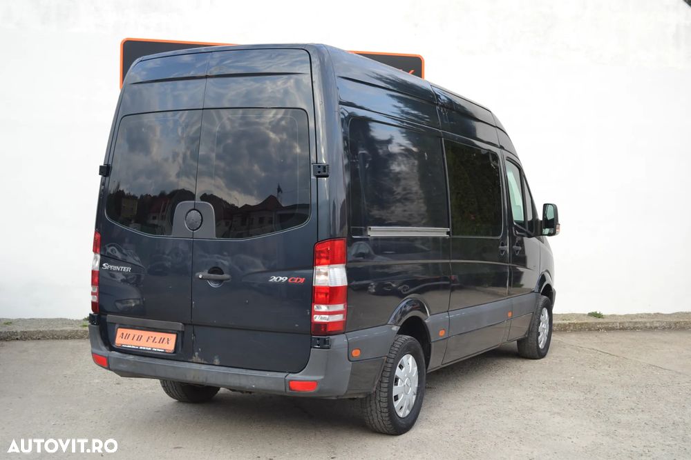 Mercedes-Benz SPRINTER VAN L3H3 209 CDI AUT - 6