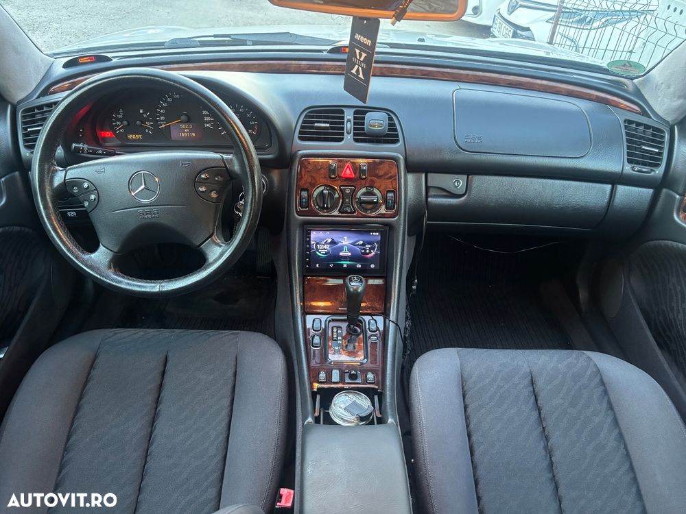 Mercedes-Benz CLK - 5