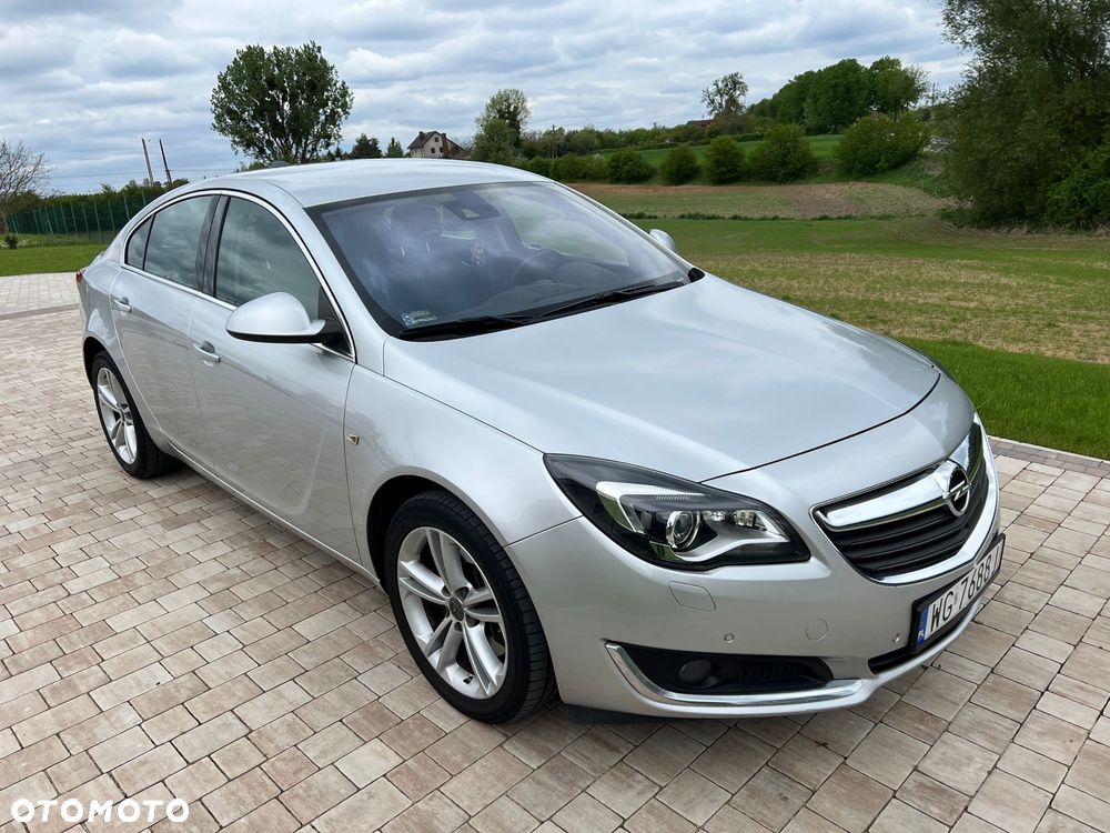 Opel Insignia - 1