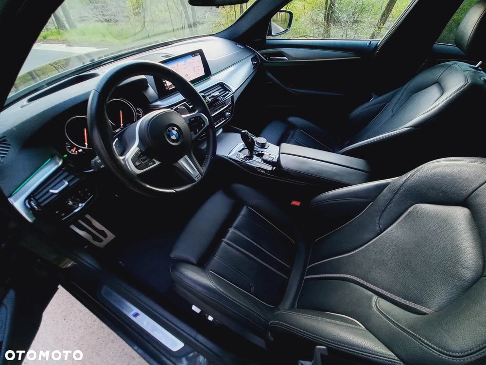 BMW Seria 5 520d M Sport Edition - 28