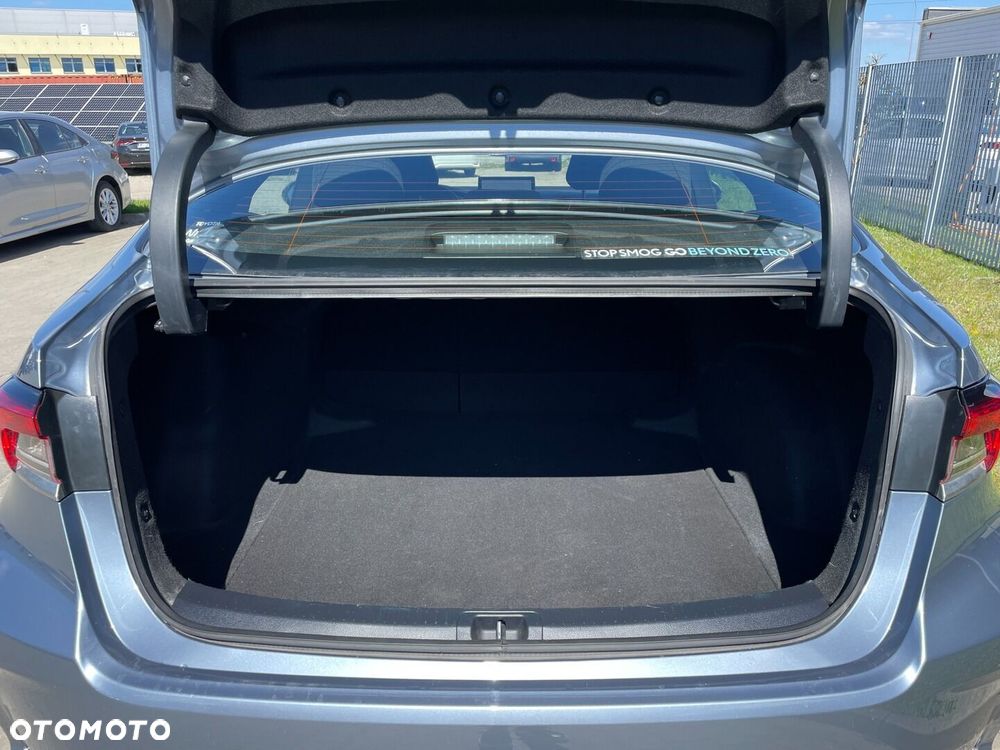 Toyota Corolla 1.8 Hybrid Comfort - 11