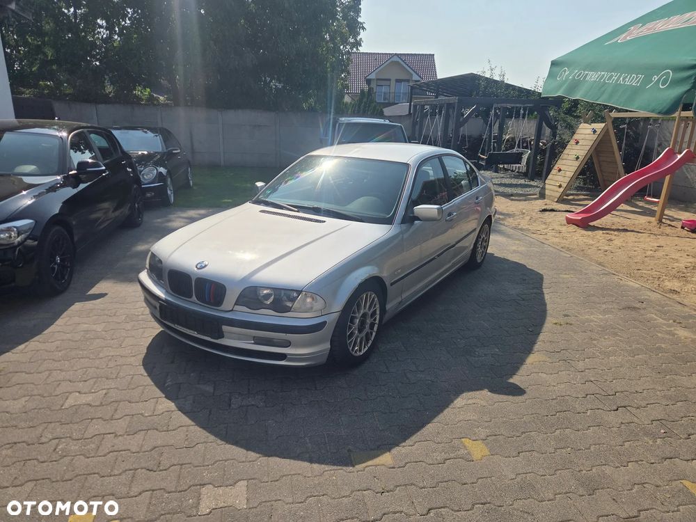 BMW Seria 3 325i Edition Sport - 1