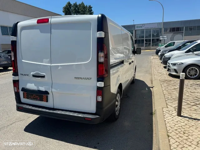Renault TRAFIC H1L1 DCI 120 Grande Conforto - 22