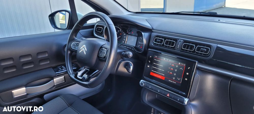 Citroën C3 Pure Tech 110 S&S EAT6 SHINE - 9