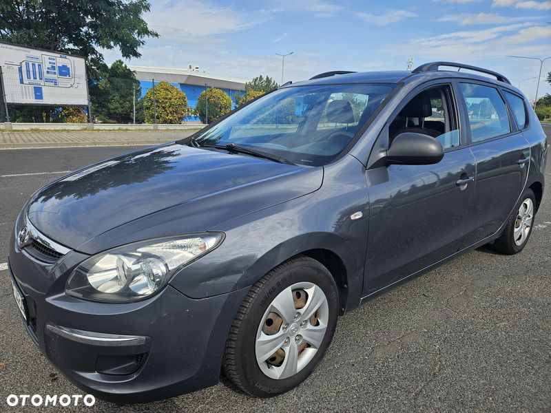 Hyundai i30 1.6 Comfort - 11
