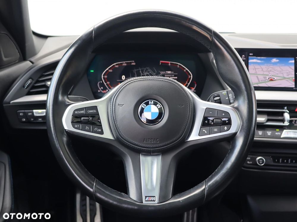 BMW Seria 1 - 13
