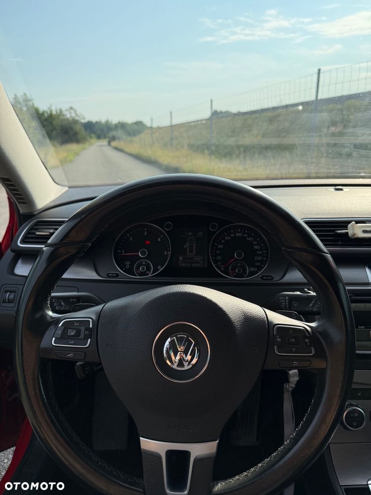 Volkswagen Passat 2.0 TDI Comfortline R-Style DSG - 15
