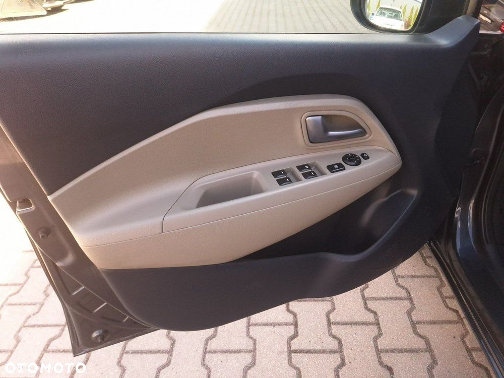 Kia Rio 1.4 XL - 13