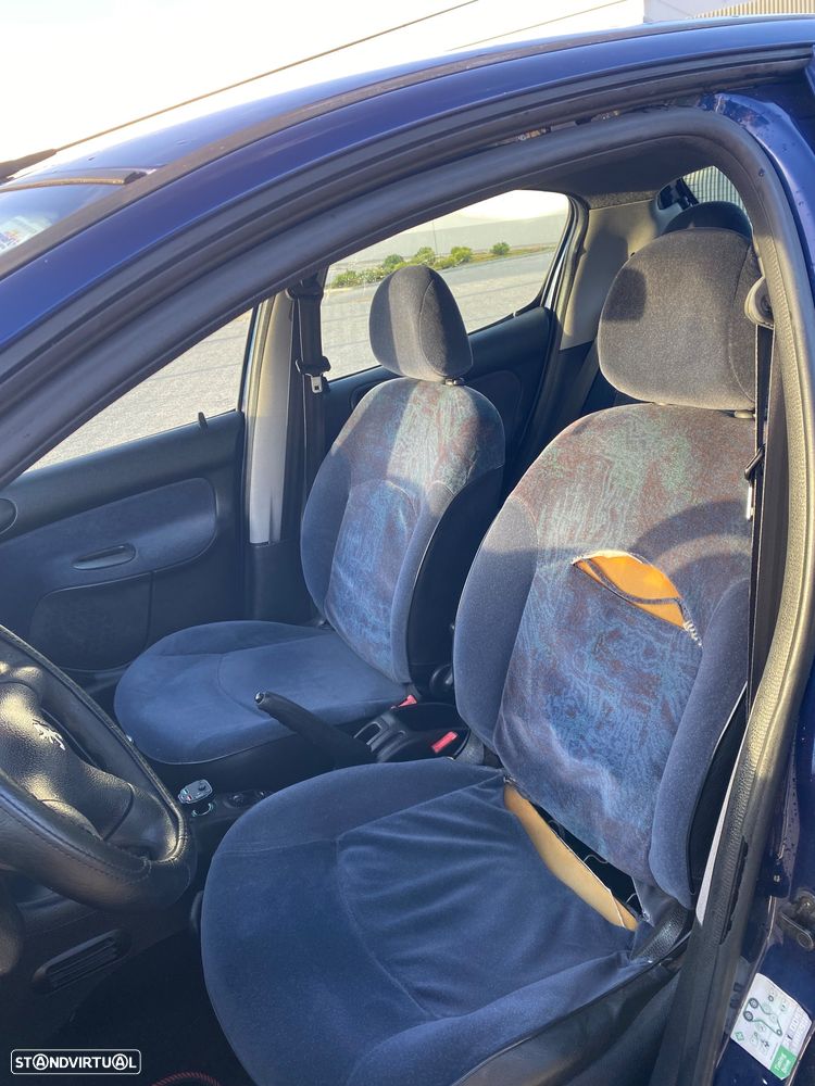 Peugeot 206 1.9 D XT - 40