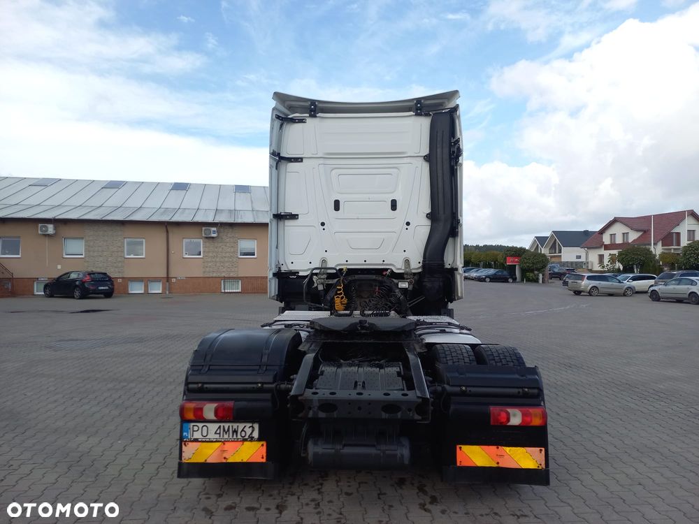 Mercedes-Benz Actros 1845 LS - 4