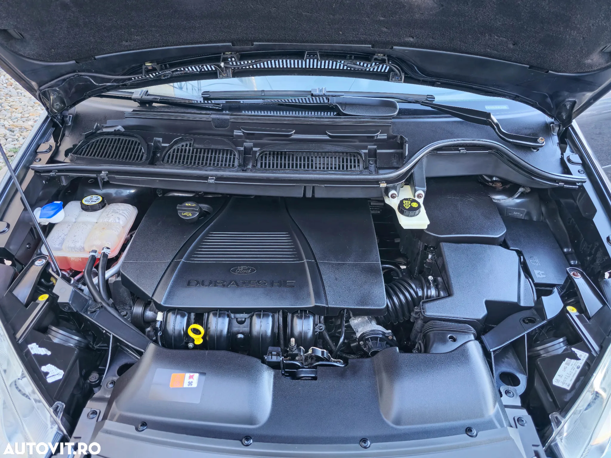 Ford C-Max 1.8 Ghia - 13