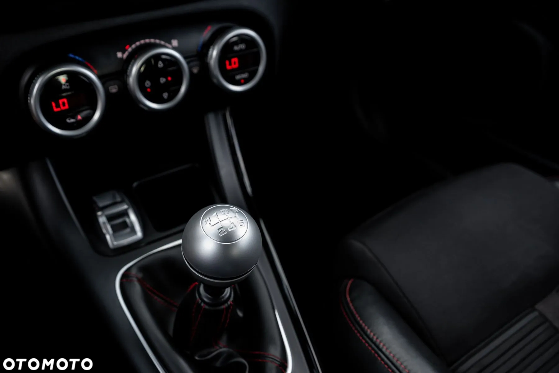 Alfa Romeo Giulietta 1.4 TB MultiAir Exclusive - 34