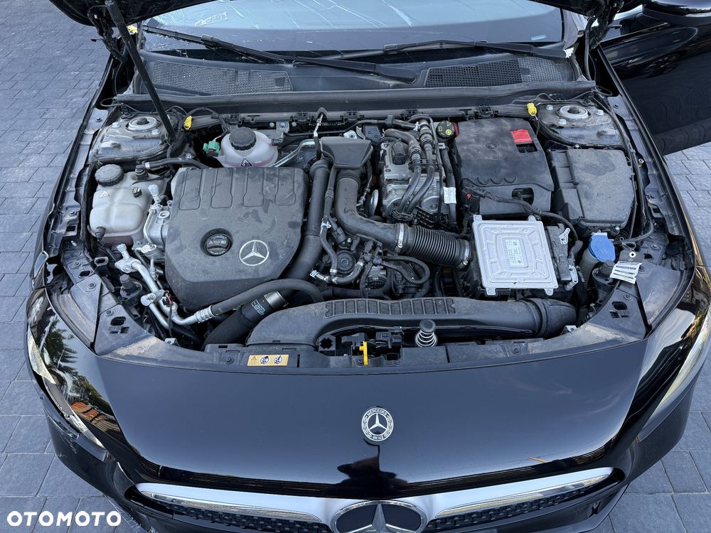 Mercedes-Benz Klasa A 250 e PHEV AMG Line 8G-DCT - 30