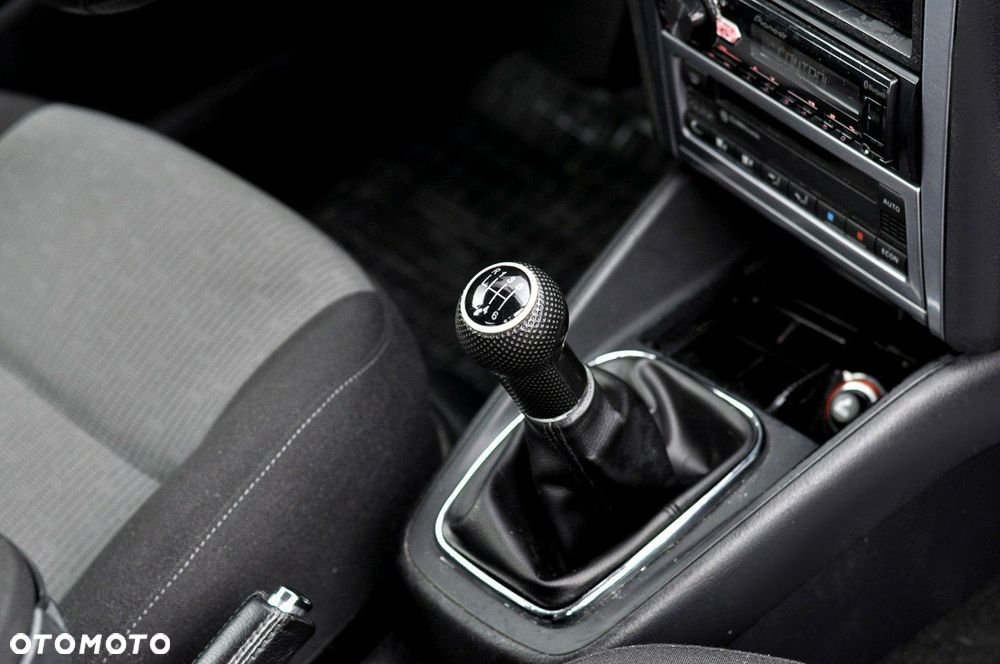 Volkswagen Bora - 15