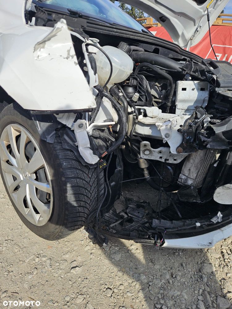 Opel Corsa 1.2 Direct Injection Turbo Start/Stop Elegance - 21