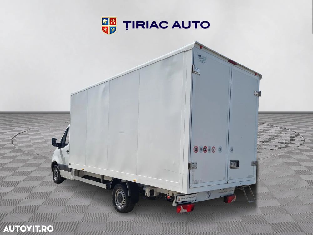 Mercedes-Benz Sprinter - 3