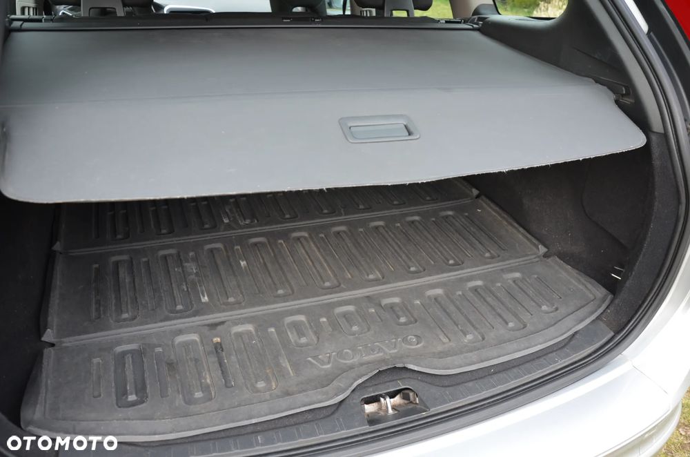 Volvo XC 60 D3 Geartronic Kinetic - 38