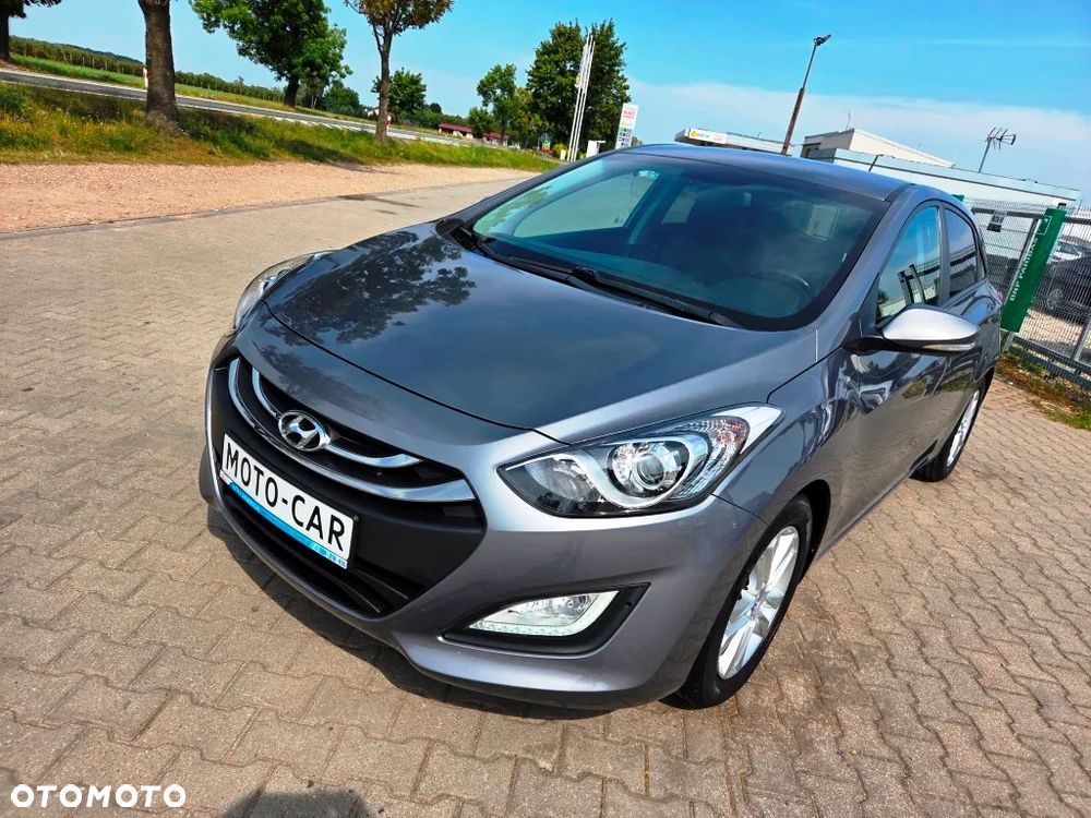 Hyundai i30 1.4 CRDi Classic + - 19