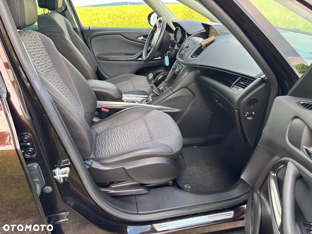 Opel Zafira 2.0 CDTI Enjoy - 24