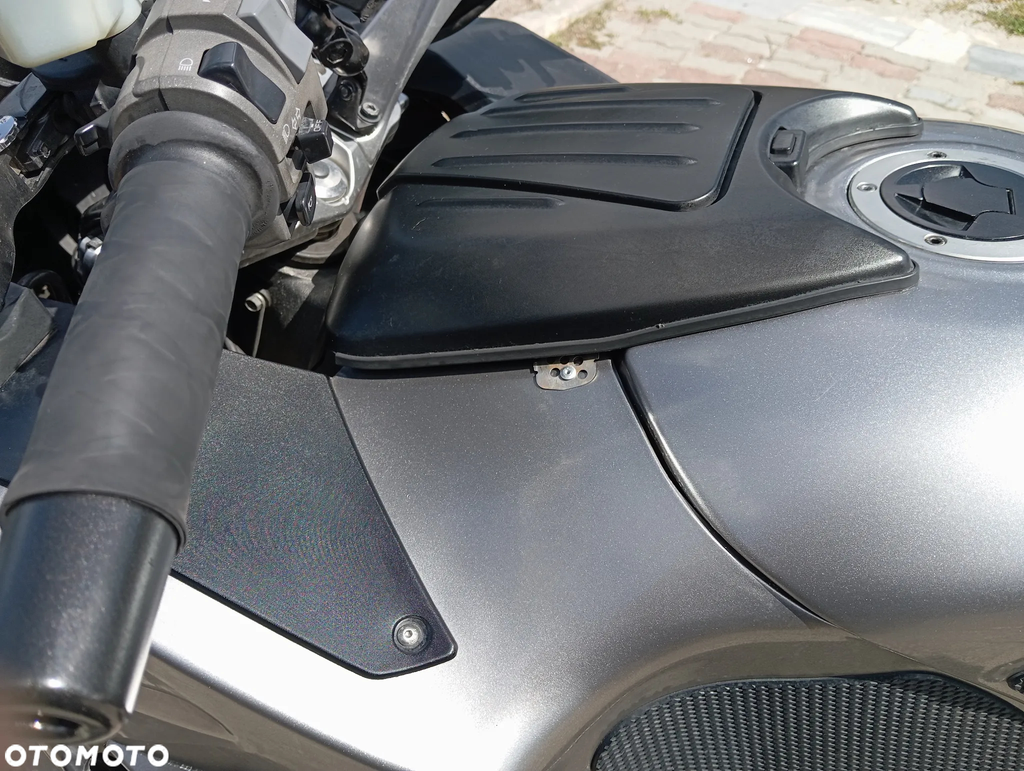 Kawasaki GTR - 8