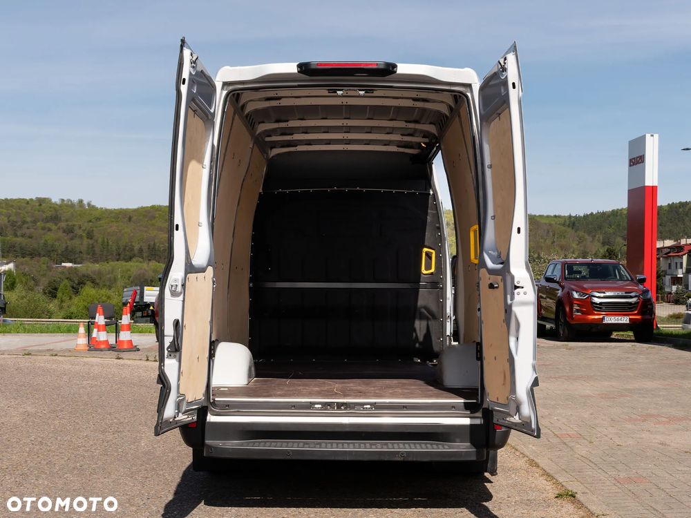 Iveco Dailu 35S16A8 V/P - 16