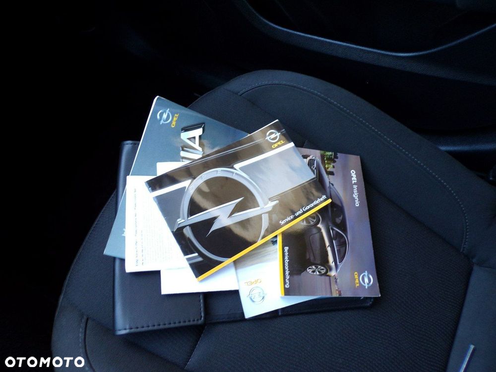 Opel Insignia - 15