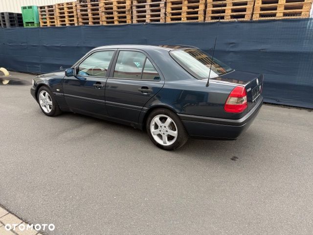 Mercedes-Benz Klasa C - 9