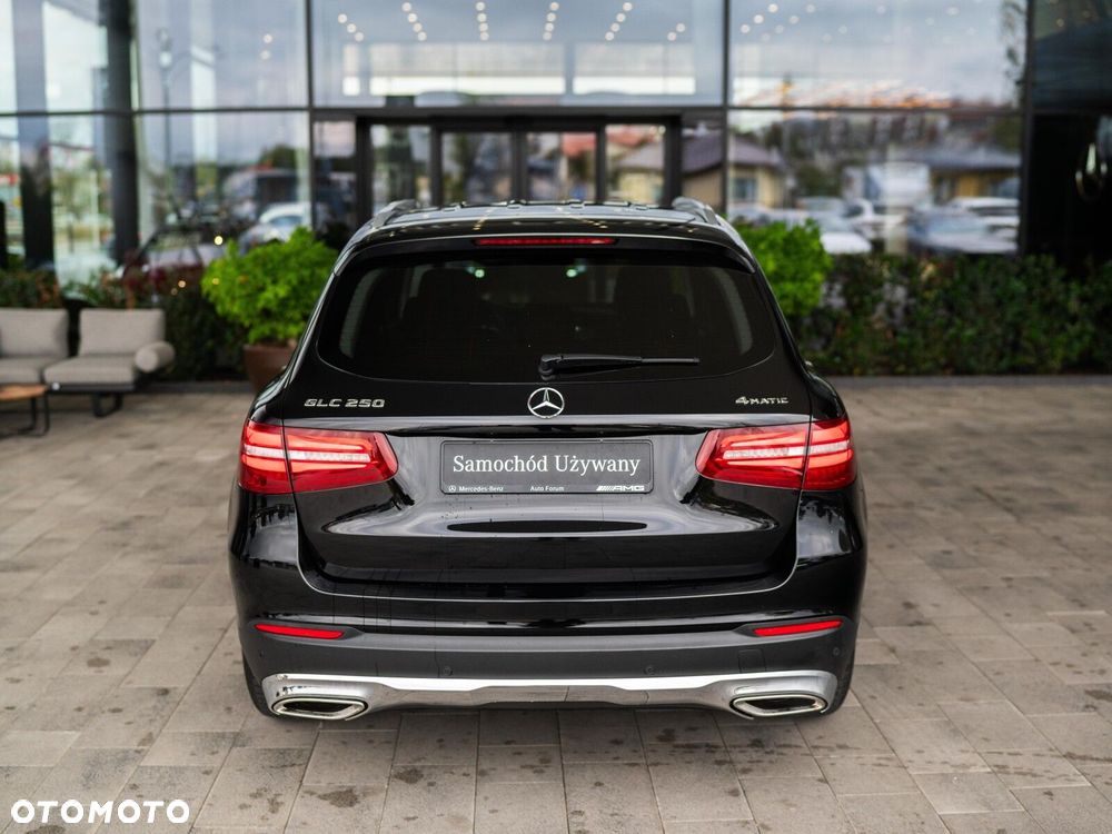 Mercedes-Benz GLC 250 4-Matic - 5