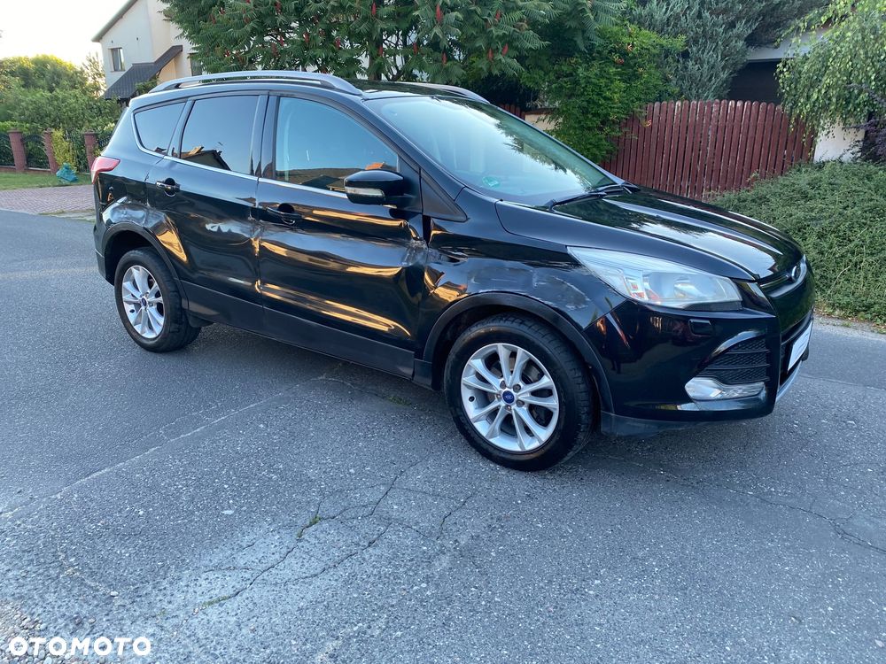 Ford Kuga 2.0 TDCi 2x4 Titanium - 28