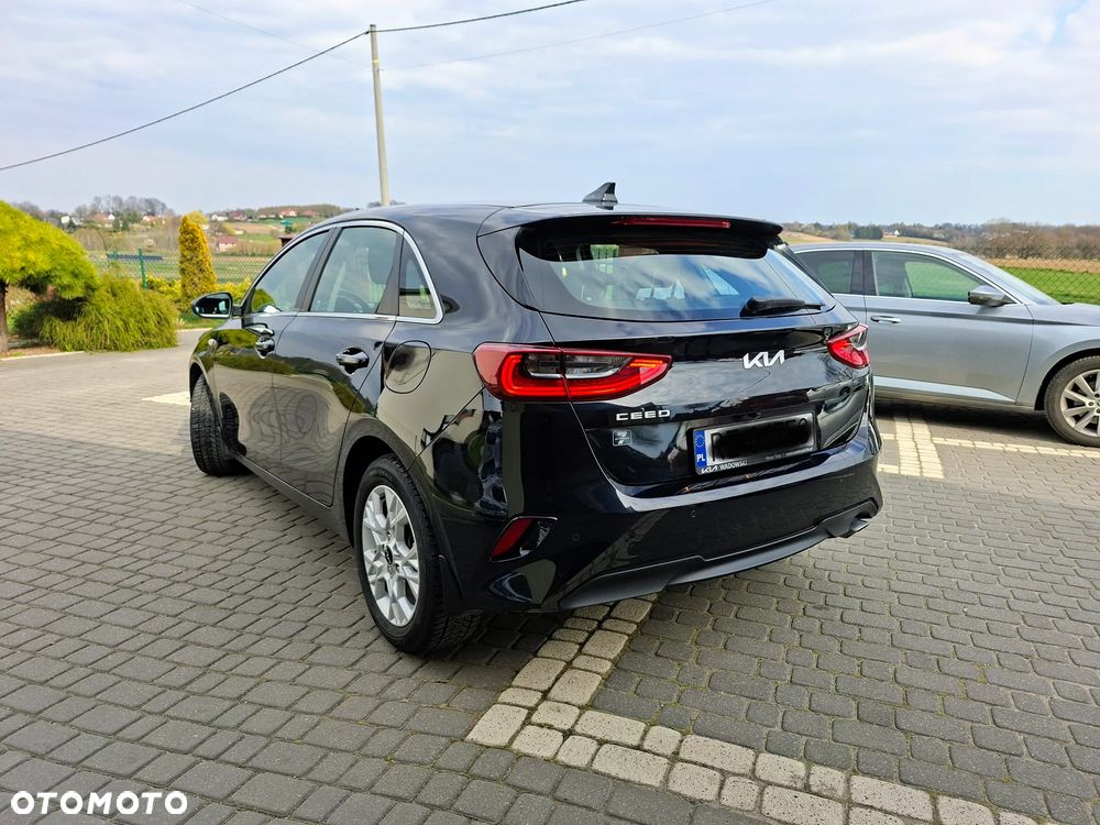 Kia Ceed 1.5 T-GDI M - 4