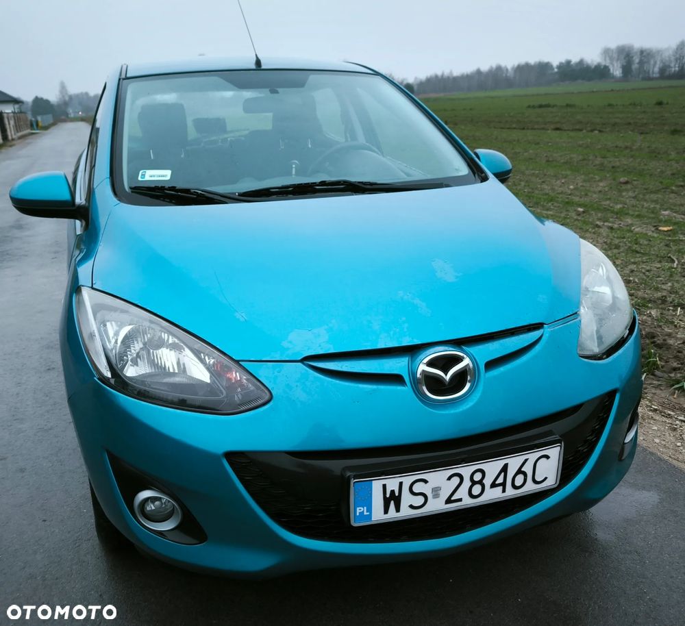 Mazda 2 - 10