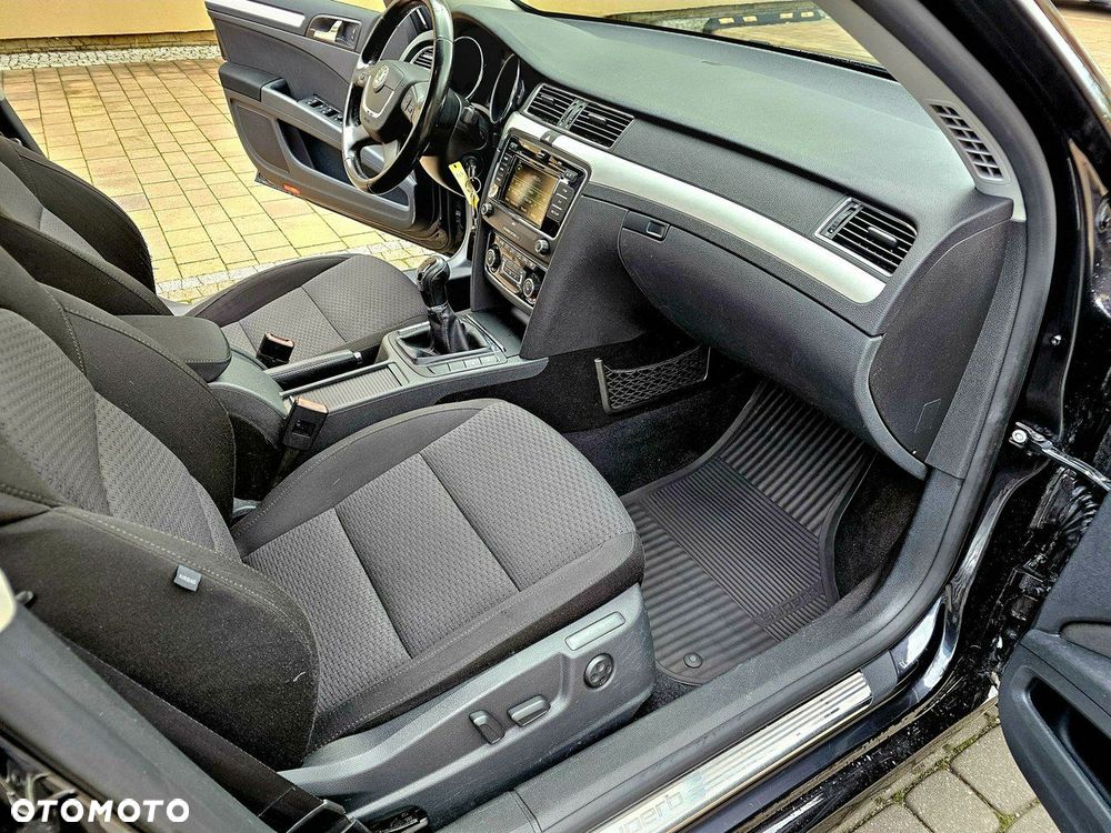 Skoda Superb - 16